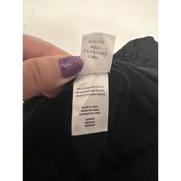 MED - RAILS - Textured Marlo Black Flocked Cobra Sweater Velvet Animal Print‎ - Picture 6 of 7